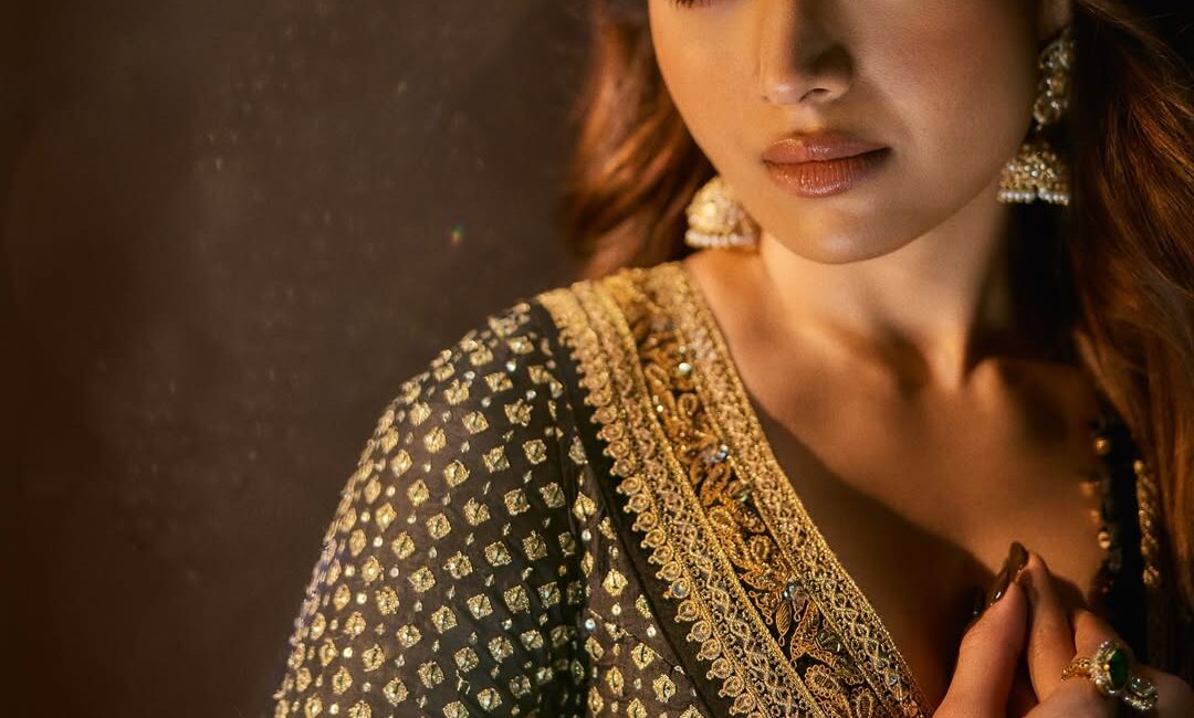 पूजा, खाना-पीना और ताश पार्टी… रश्मिका मंदाना से शुभांगी अत्रे तक, ये सितारे परिवार संग ऐसे मना रहे दिवाली पूजा, खाना-पीना और ताश पार्टी… रश्मिका मंदाना से शुभांगी अत्रे तक, ये सितारे परिवार संग ऐसे मना रहे दिवाली