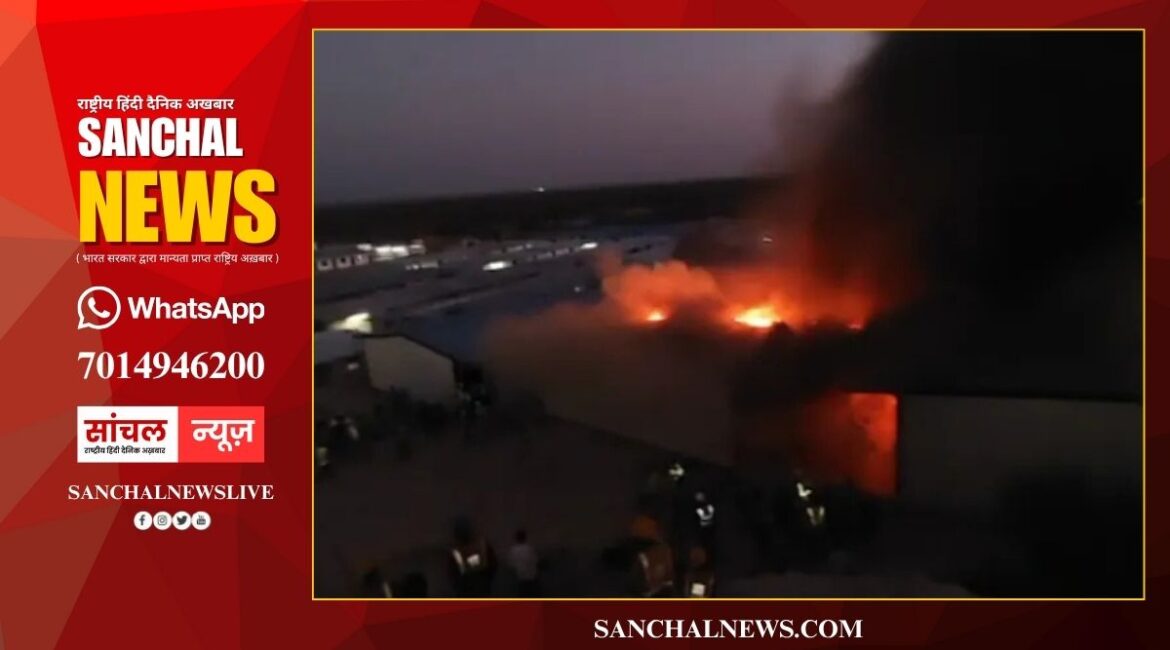 जैसलमेर में एक और अग्निकांड की घटना, वंडर सीमेंट की फैक्ट्री में भीषण लगी आग जैसलमेर में एक और अग्निकांड की घटना, वंडर सीमेंट की फैक्ट्री में भीषण लगी आग