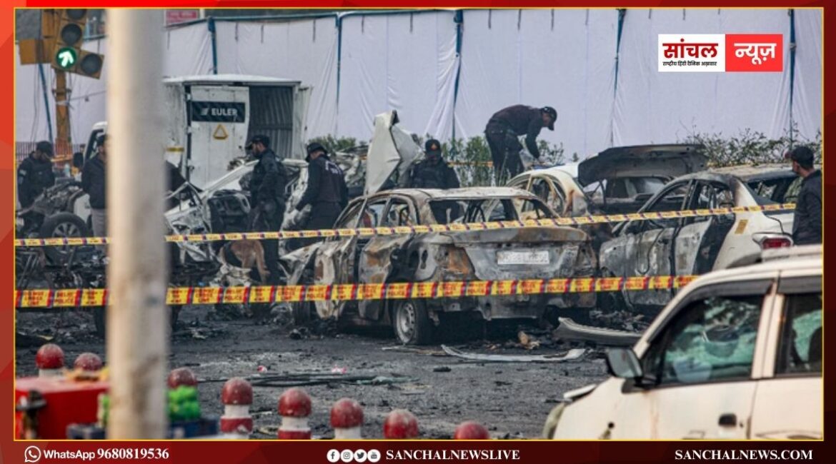 दिल्ली ब्लास्ट में एक और नया खुलासा; दो कारों से आए थे ‘आतंकी’, अभी भी एक कार दिल्ली में बेलगाम घूम रही