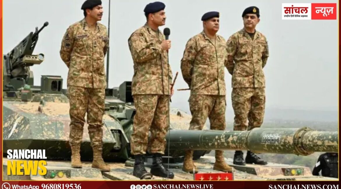 पाकिस्तान में बढ़ी बेचैनी; मुनीर की आर्मी बोली- समंदर के रास्ते भारत कर सकता है PAK पर हमला