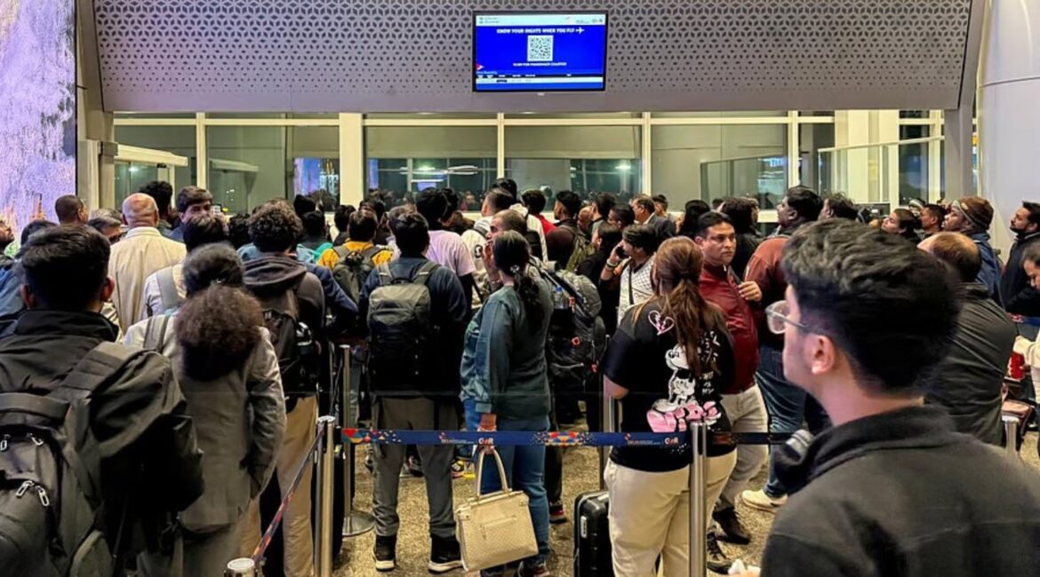 इंडिगो संकट के बीच सरकार का बड़ा फैसला, 500KM की दूरी का 7500 रुपये… मनमाना किराया वसूली पर रोक