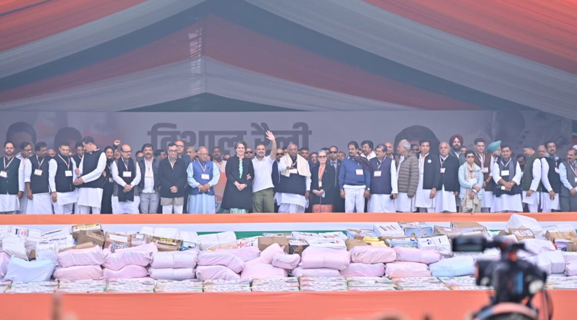 एसआईआर और ‘वोट चोरी’ के खिलाफ कांग्रेस की रैली; राहुल गांधी ने केंद्र सरकार और चुनाव आयोग पर जमकर निशाना साधा