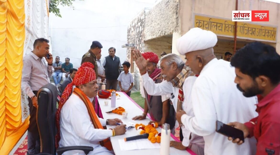 पशुपालन मंत्री ने पाली में विकास रथ यात्रा के दौरान दी जनकल्याणकारी योजनाओं की जानकारी