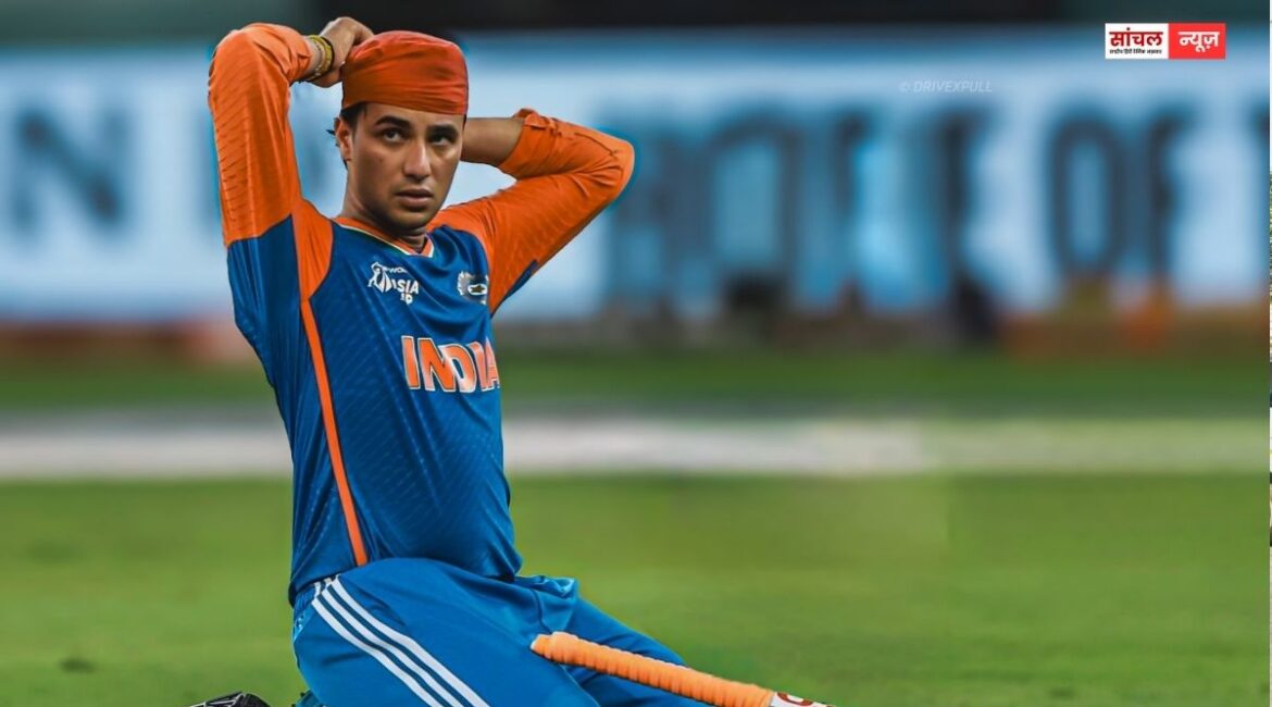 कोच भी हैरान; अभिषेक शर्मा ने 45 छक्कों से मचाई तबाही, कोच ने मजाकिया अंदाज में कहा, एक्स्ट्रा कवर छक्कों से ही शतक पूरा कर लेगा