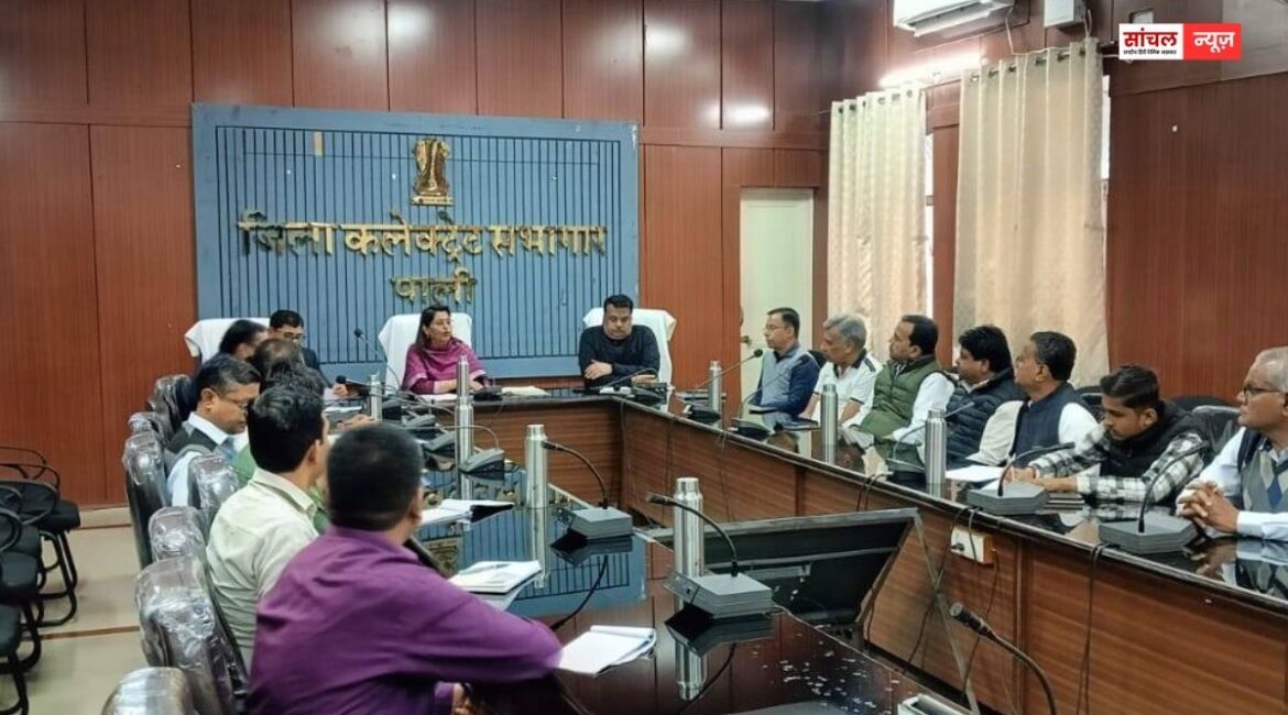 रोल पर्यवेक्षक डॉ सिंह की अध्यक्षता में विशेष गहन पुनरीक्षण 2026 को लेकर मान्यता प्राप्त राजनैतिक दलों के साथ बैठक