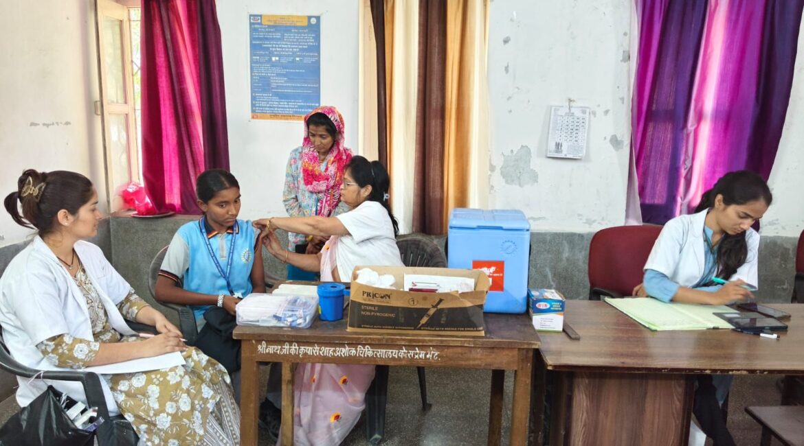 एचवीपी टीकाकरण अभियान शुरू, सर्वाइकल कैंसर से बचाने में टीका कारगर