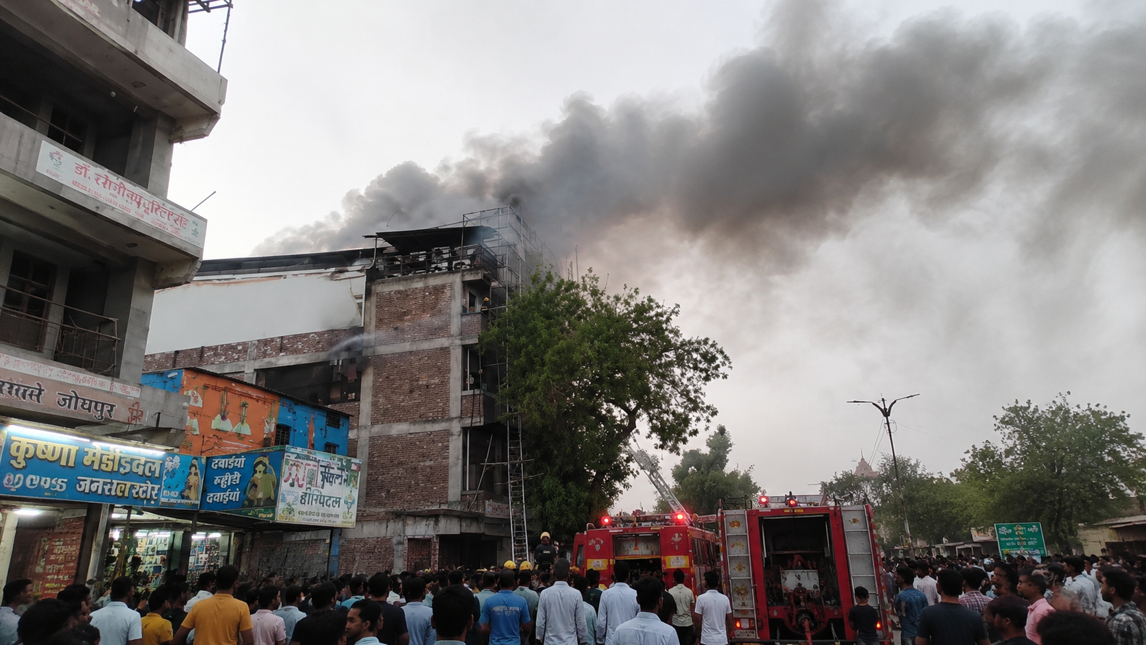 जोधपुर के सोना मेडिहब हॉस्पिटल में लगी आग, 8 मरीजों को सुरक्षित निकाला गया