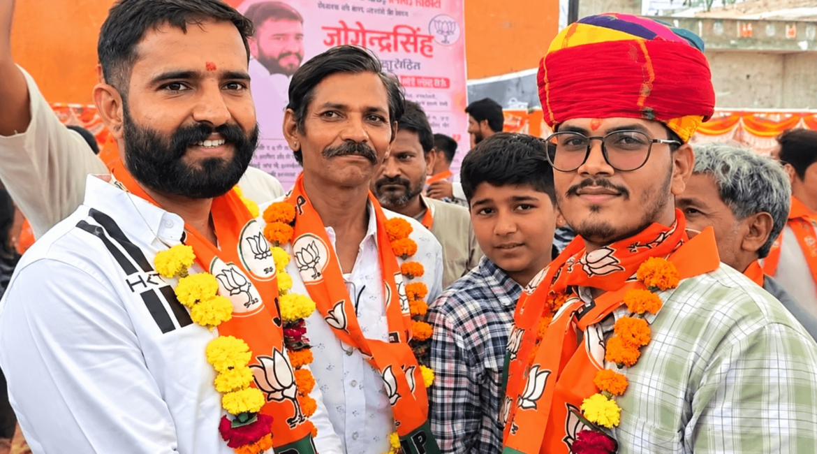 निकाय चुनाव से पहले कांग्रेस को झटका, वार्ड 55 के प्रत्याशी राकेश प्रजापत भाजपा में शामिल